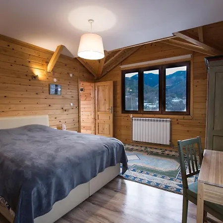 Ailyak Chalet Raduil