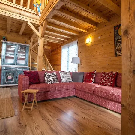 Ailyak Chalet *