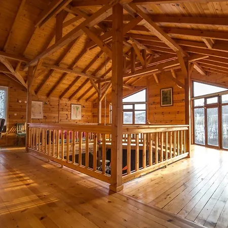 Ailyak Chalet Raduil